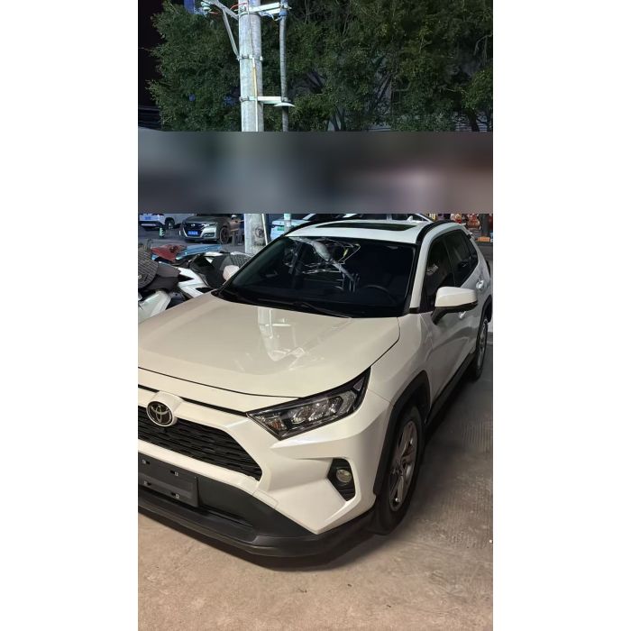 Toyota RAV4 essence 2L 2020 à réserver