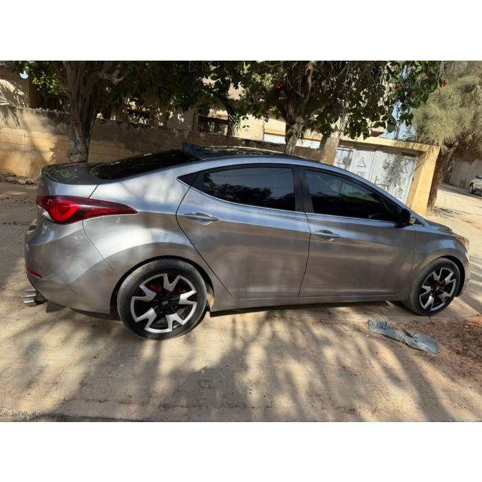 Hyundai Elantra 2016 Essence