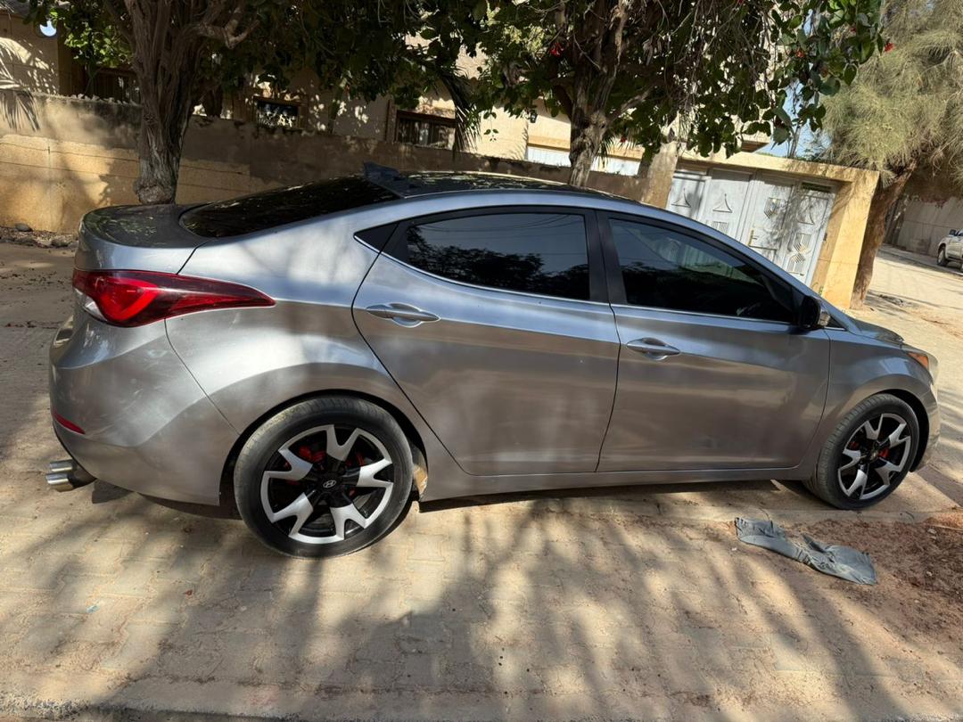 Hyundai Elantra 2016 Essence